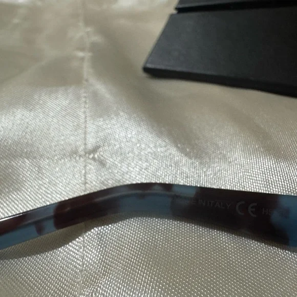 Dior Sunglasses. - Picture 6 of 7